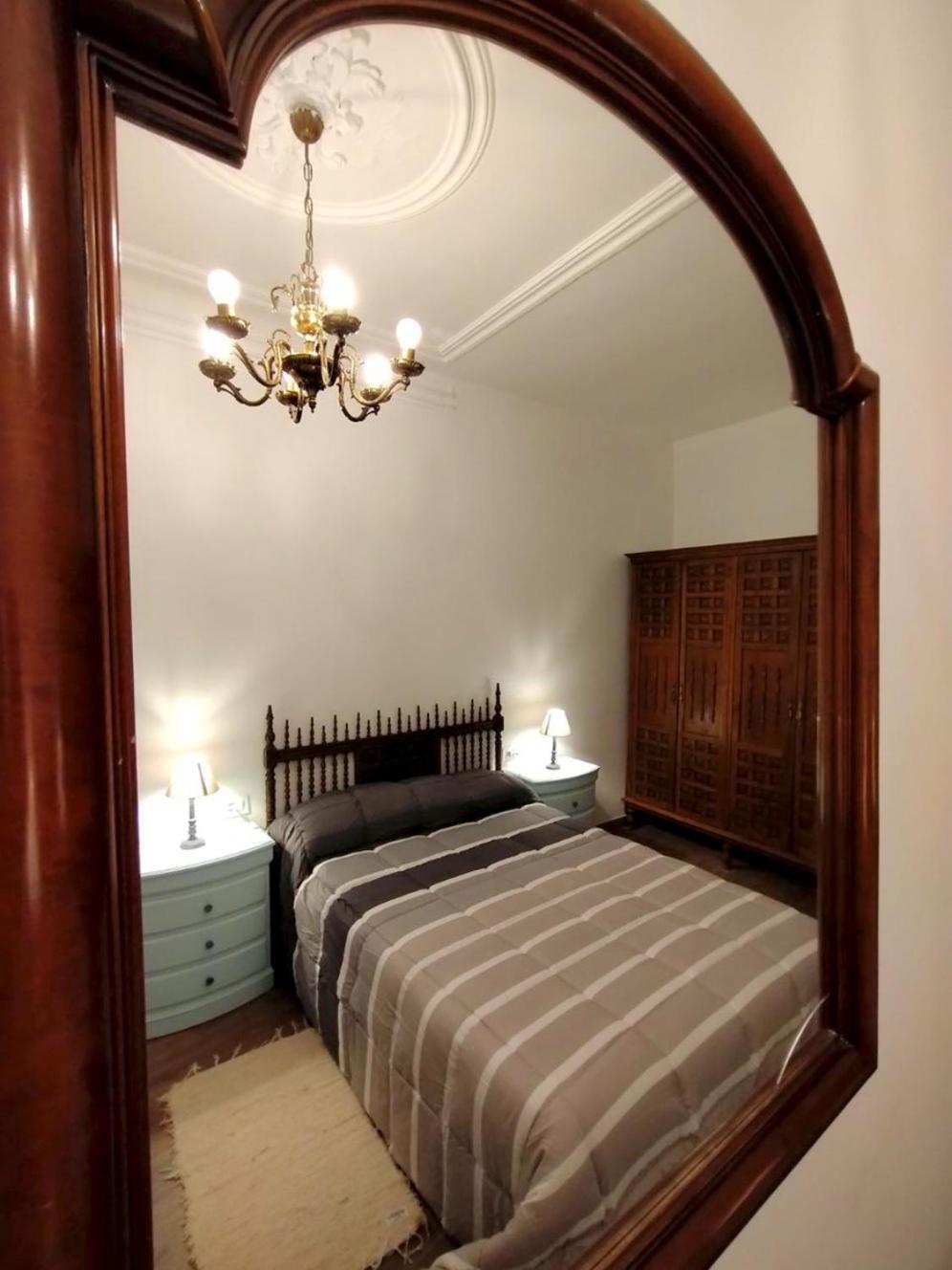 Piso Centrico De Tres Reformado Del S Xix Apartamento *
